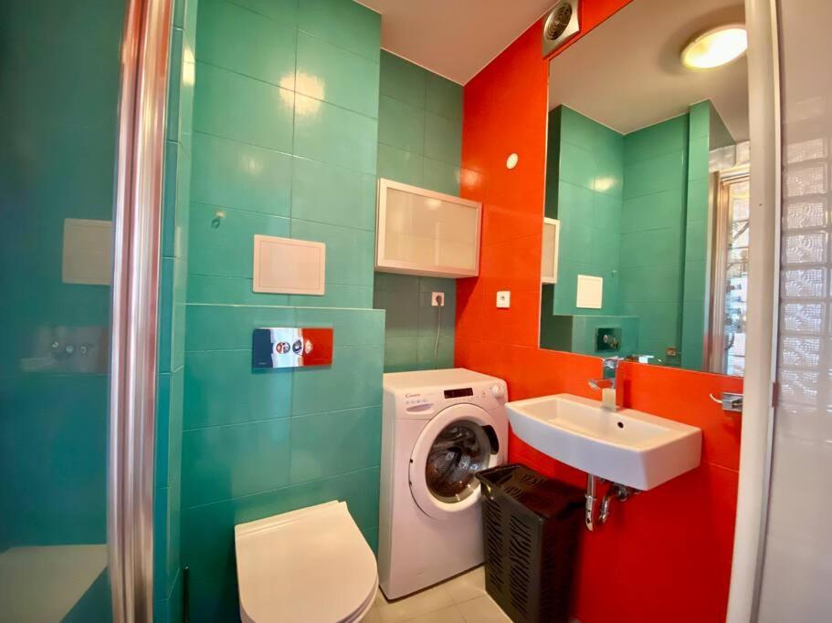 Studio Muranow By Esteum Host Lejlighed Warszawa Eksteriør billede
